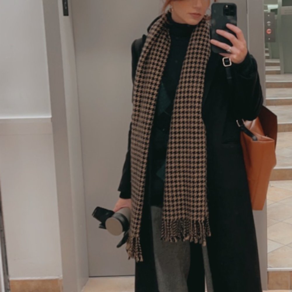 Houndstooth scarf